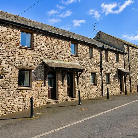 Black Bull Barn Apartment, Kirkby Stephen, Peaceful Romantic Break 커크비 스티븐